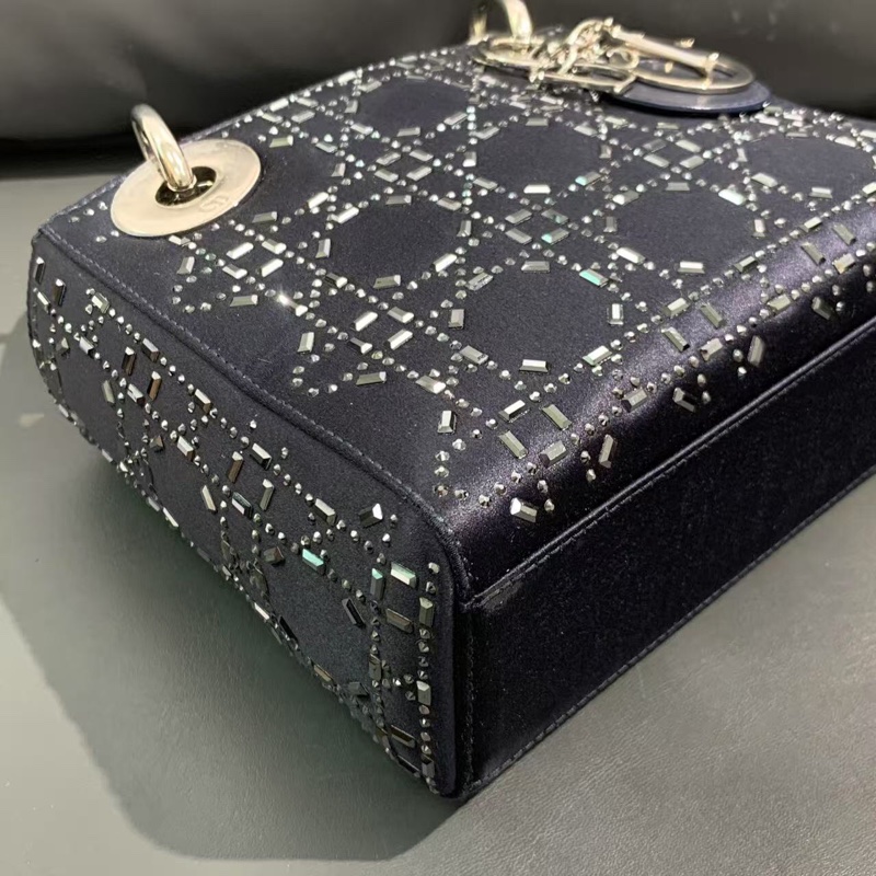 Dior迪奧三格藏藍色絲綢水鑽戴妃包,2019年後購入-7