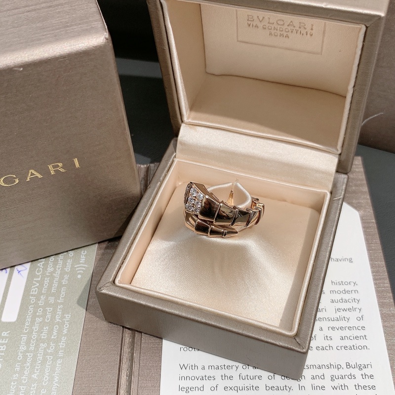 Bvlgari寶格麗 Serpenti Viper 系列玫瑰金鑲鑽蛇頭戒指M碼，2019購入-1