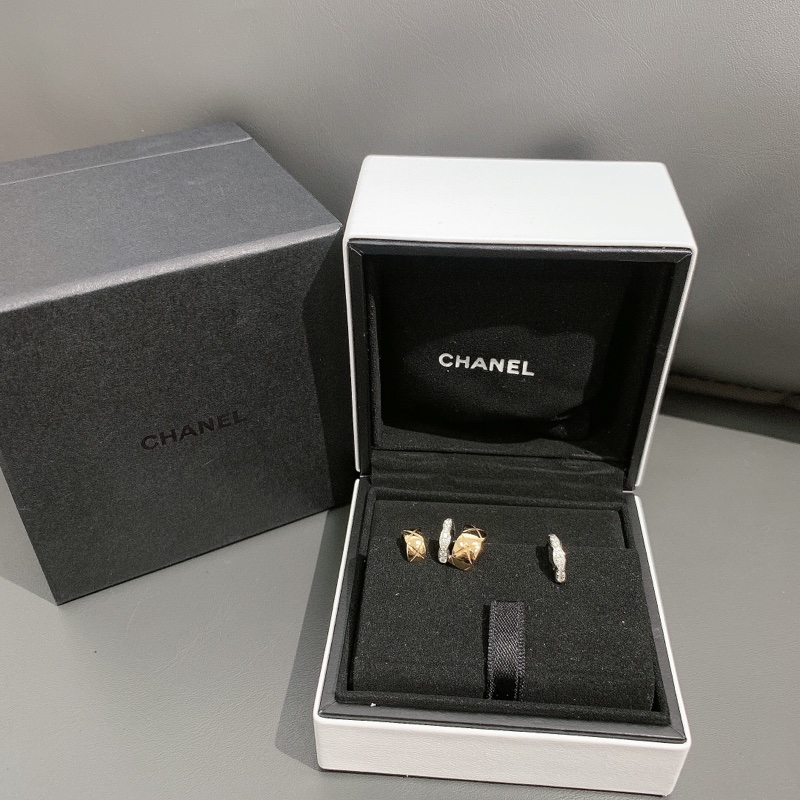Chanel香奈兒coco crush耳骨夾耳環淺金白金帶鑽耳釘耳骨夾 多種戴法 沒有耳洞的也可以入 2024購入-0