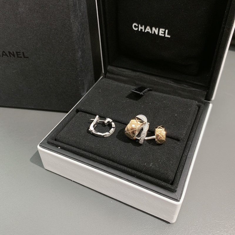Chanel香奈兒coco crush耳骨夾耳環淺金白金帶鑽耳釘耳骨夾 多種戴法 沒有耳洞的也可以入 2024購入-4