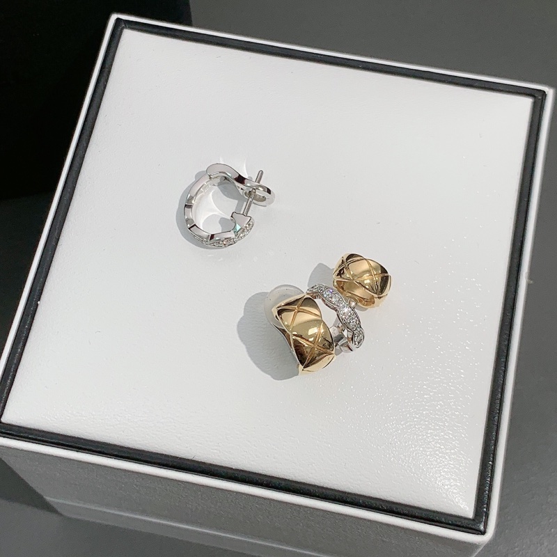 Chanel香奈兒coco crush耳骨夾耳環淺金白金帶鑽耳釘耳骨夾 多種戴法 沒有耳洞的也可以入 2024購入-7