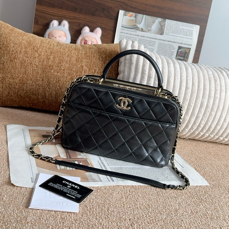 【近新閒置品】Chanel 香奈兒 24開黑金羊皮Trendycc小號保齡球鏈條包-0