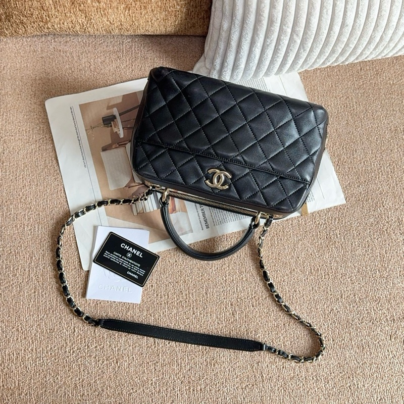 【近新閒置品】Chanel 香奈兒 24開黑金羊皮Trendycc小號保齡球鏈條包-7