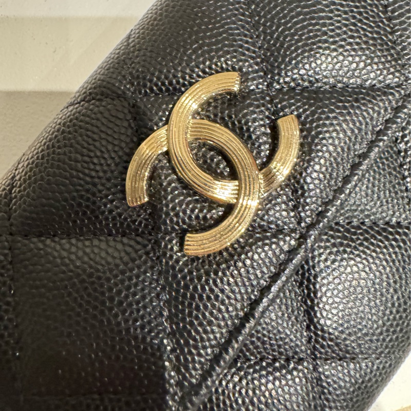 CHANEL 銀釦大C logo卡包-9