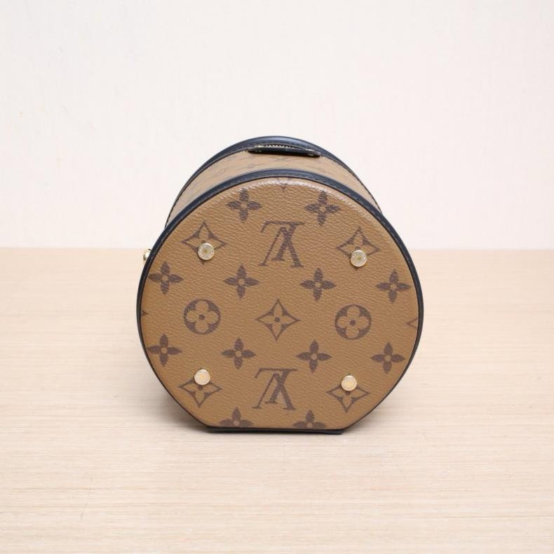 LOUIS VUITTON(路易威登) CANNES 圓桶包 拼色 PVC 晶片 老花-6