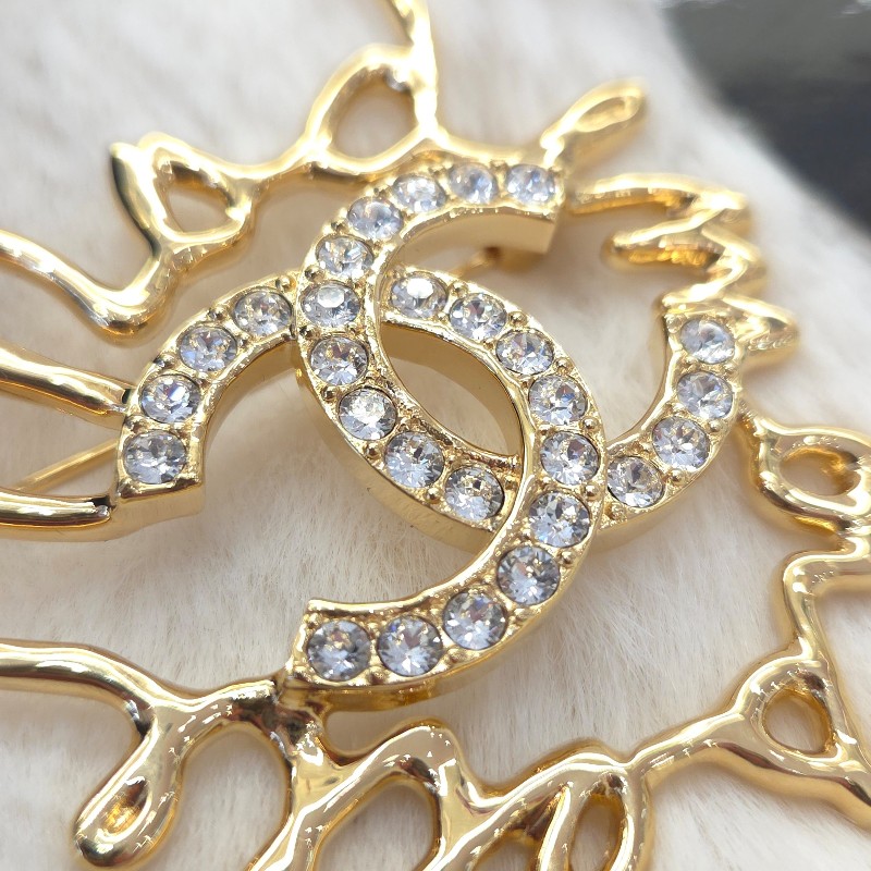 Chanel 雙C水鑽 胸針-2