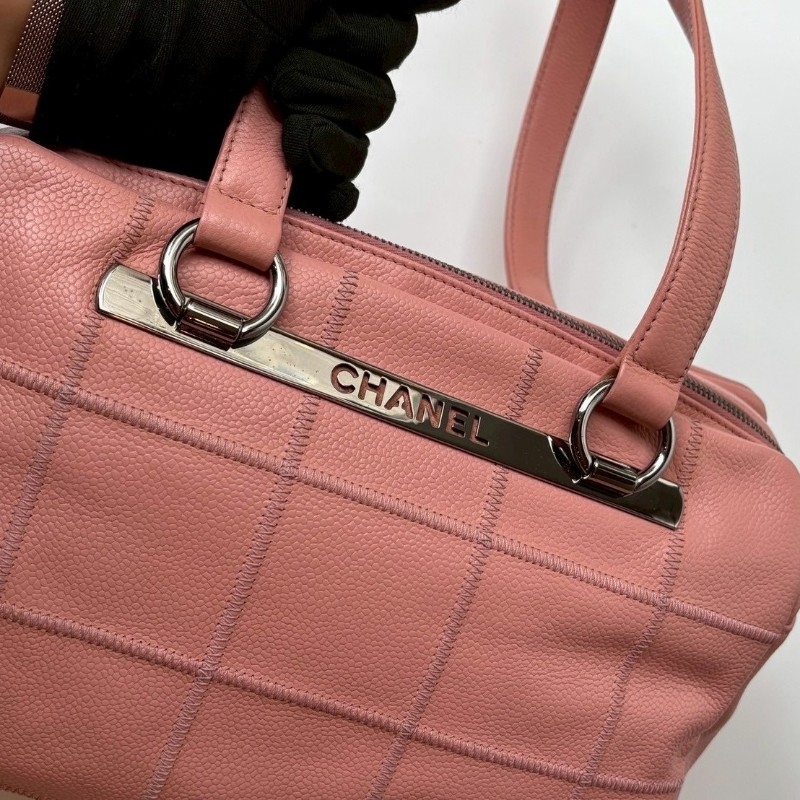Chanel 粉色荔枝皮方格肩背波士頓包-4