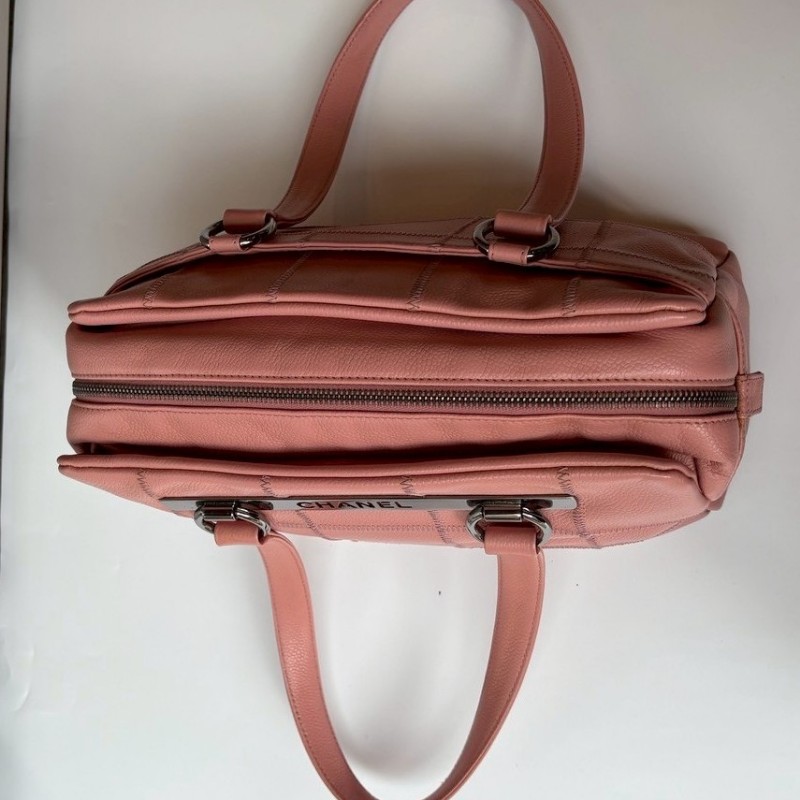 Chanel 粉色荔枝皮方格肩背波士頓包-5