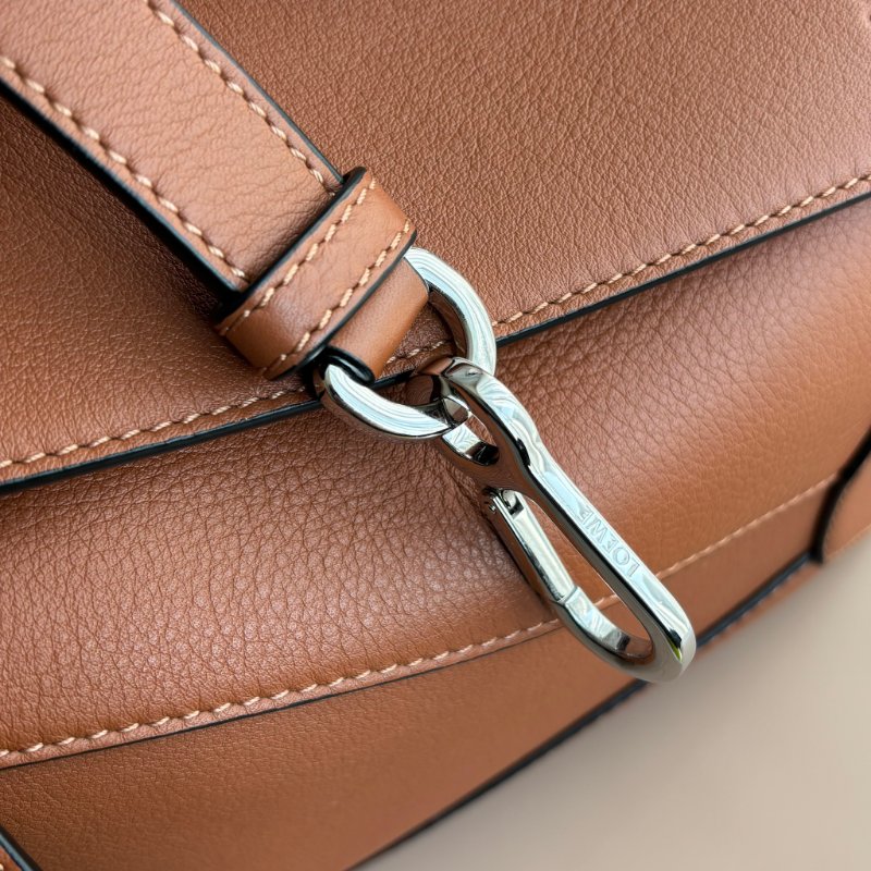 ::LOEWE:: PUZZLE小型 焦糖色 小牛皮 Puzzle 包款 肩背包 手提包 斜背包-13