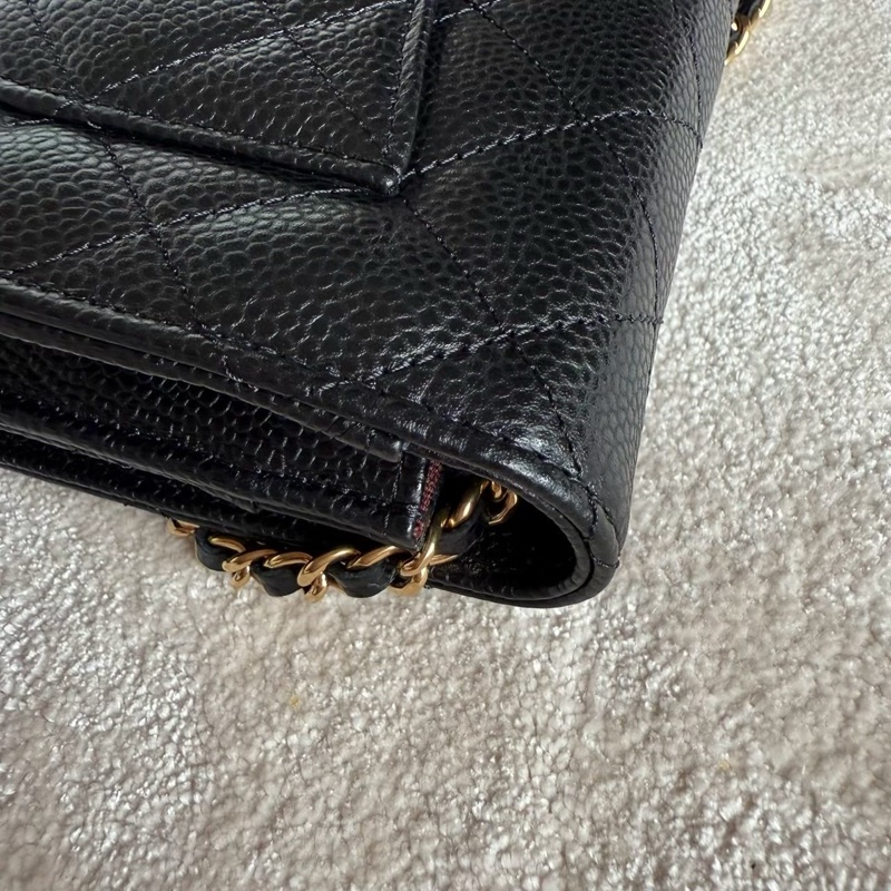 CHANEL  WOC 黑色金釦荔枝皮發財包-12