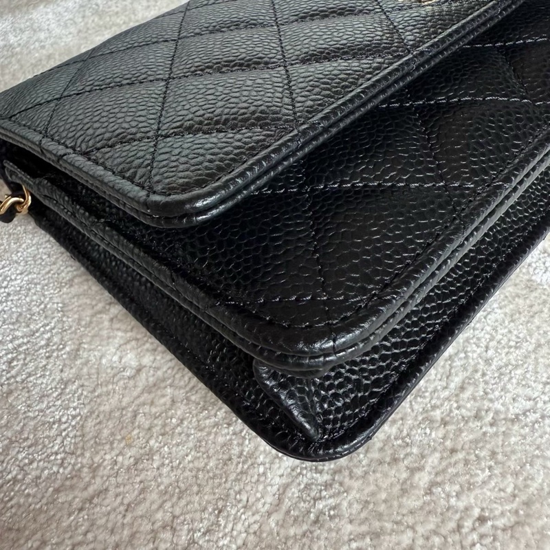 CHANEL  WOC 黑色金釦荔枝皮發財包-14