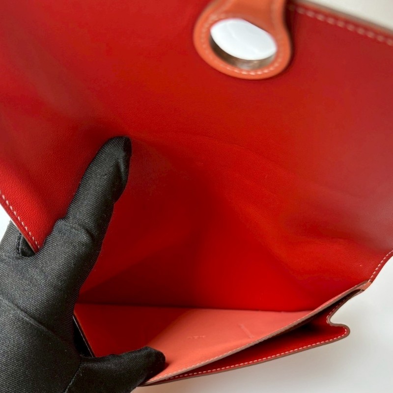 Hermes 銀圓釦粉橘拼磚色皮革長夾-21