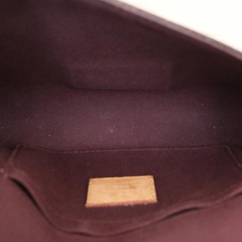 LOUIS VUITTON(路易威登) Favorite 小號 24 老花 PVC 2016-8