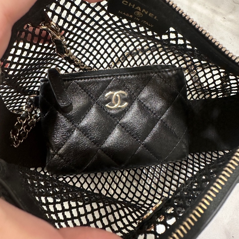 Chanel黑網紗拼黑羊皮Clutch with Chain 淡金釦肩斜鏈包-6