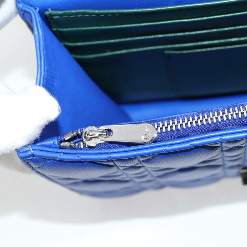 【日本直送】Christian Dior Canage 鏈條肩背包，皮革材質，藍色/銀色，正品，貨號 118920SM-22