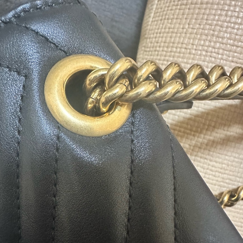 GUCCI GG MARMONT 30公分 雙G金鍊翻蓋包 黑金搭配-11