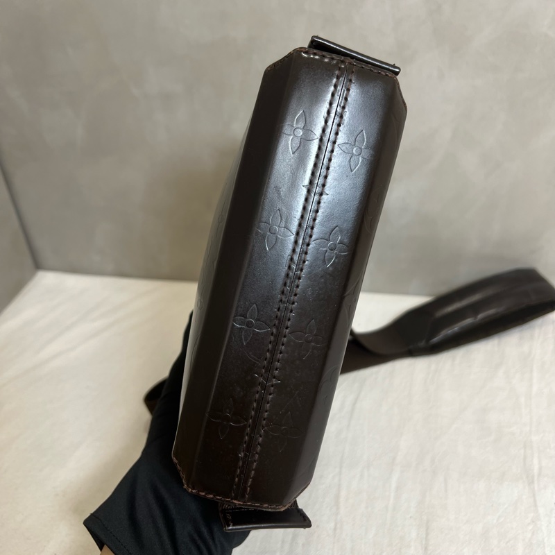 Louis Vuitton 硬殼肩包-6