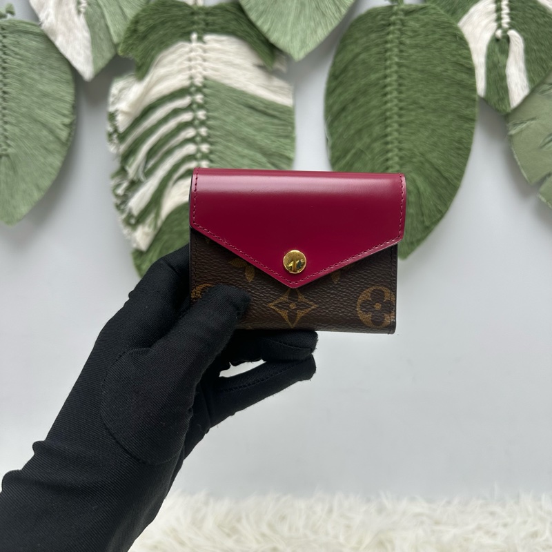 LV 經典老花拼紅色 三摺小銀包-0