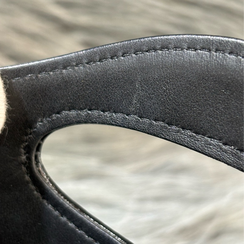 CHANEL AP3656 黑皮 亮面 金釦 31 bag 雙C 斜背包 手提包-15