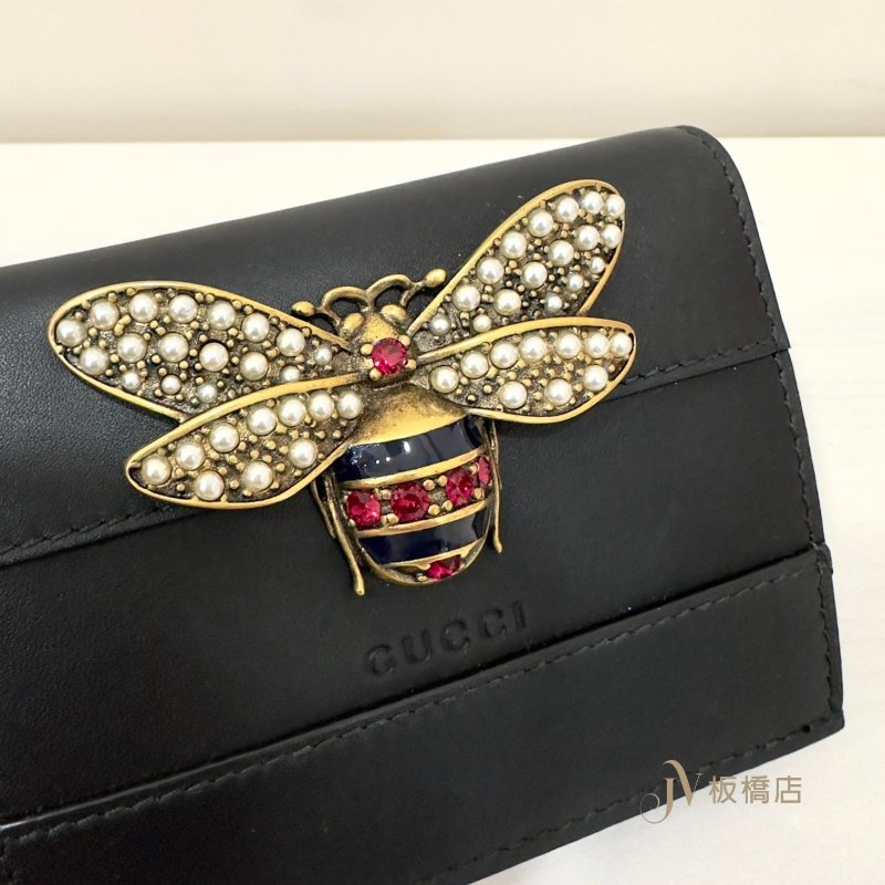 gucci黑色牛皮水鑽蜜蜂下蓋4卡短夾-7