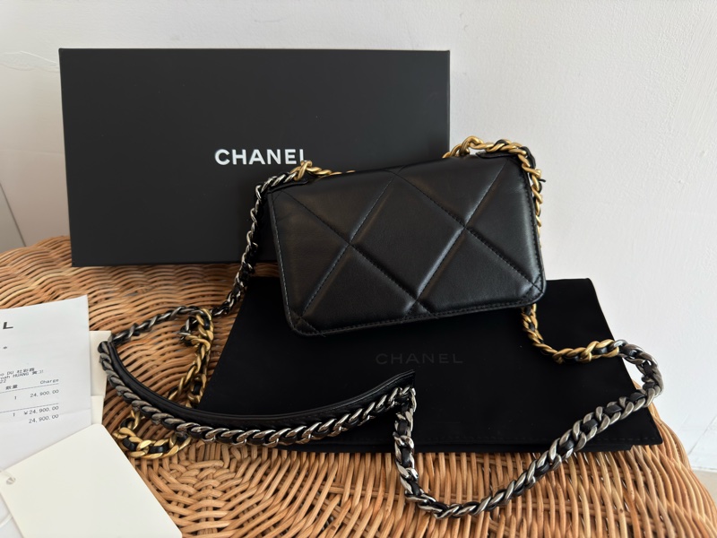 全新CHANEL黑色羊皮金銀雙鏈19手機包AP3067-2
