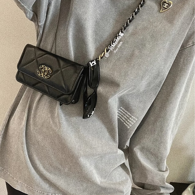 全新CHANEL黑色羊皮金銀雙鏈19手機包AP3067-12