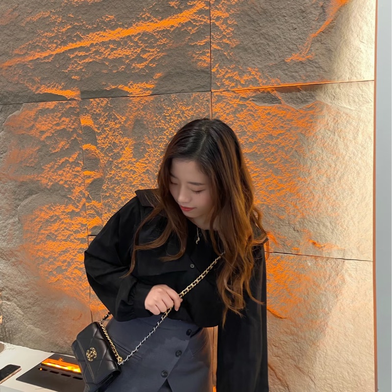 全新CHANEL黑色羊皮金銀雙鏈19手機包AP3067-19