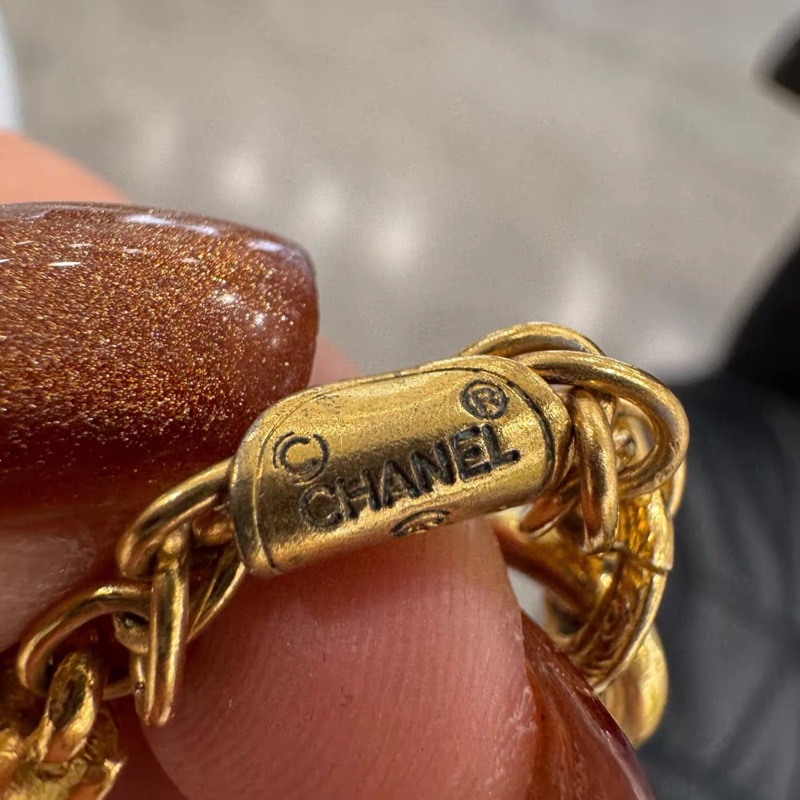 Chanel 中古金色鑲鑽項鍊 雙C 大logo-10