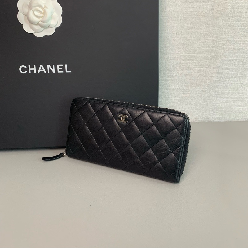 Chanel 羊皮黑銀 長夾-1