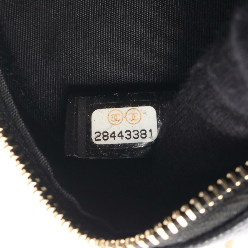 CHANEL CC Filigree 小牛皮單肩包，黑色，AP0365-4