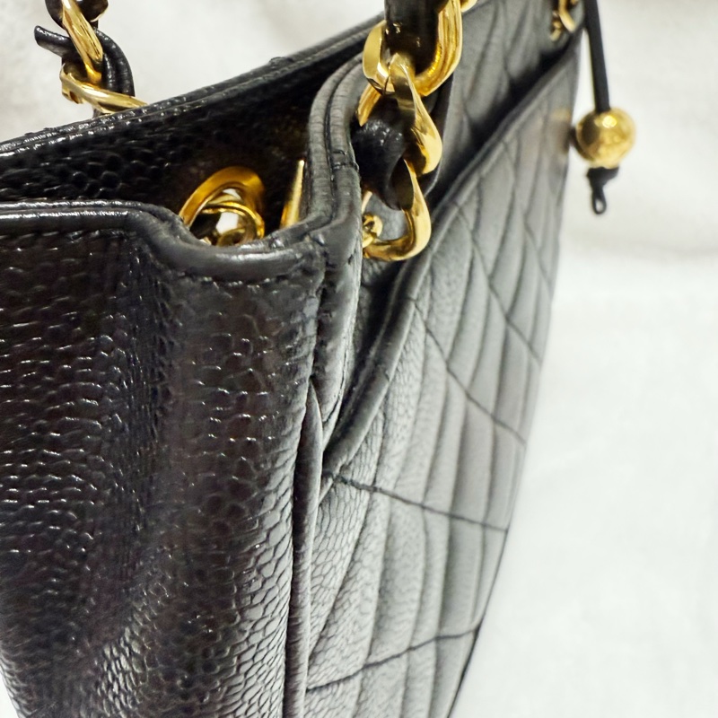 🔥 全網最低價金球肩背包🔥9新Chanel香奈兒金球vintage老香肩背包古董包 黑金荔枝皮 金球托特包 奶粉包 香奶奶-11