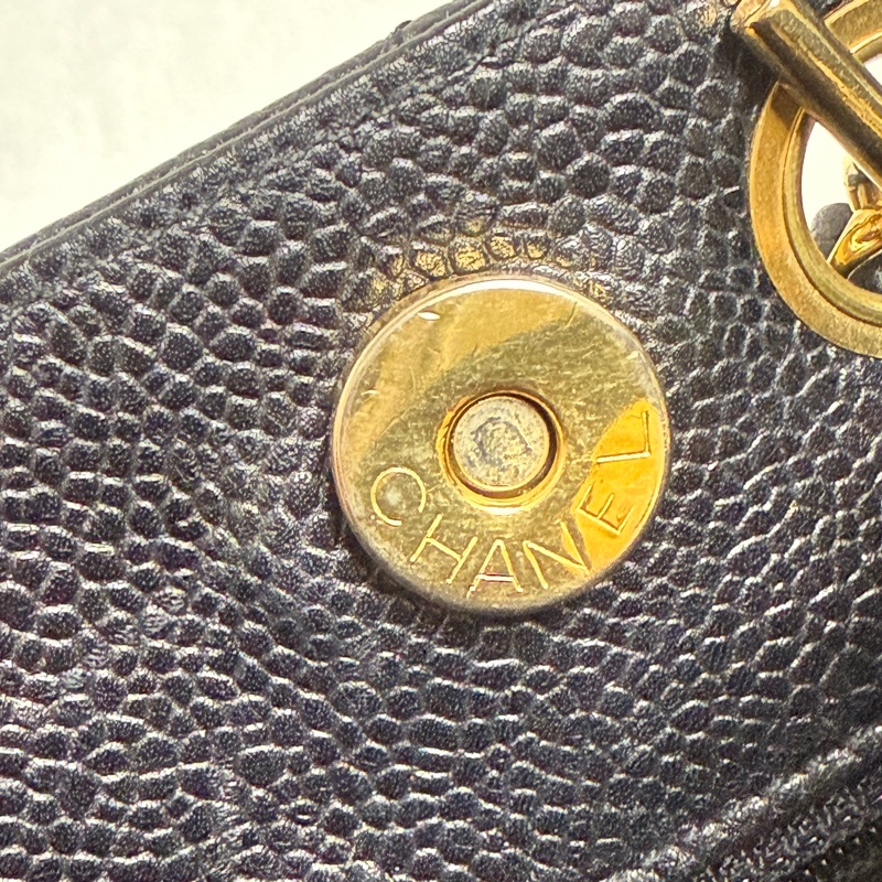 🔥 全網最低價金球肩背包🔥9新Chanel香奈兒金球vintage老香肩背包古董包 黑金荔枝皮 金球托特包 奶粉包 香奶奶-29