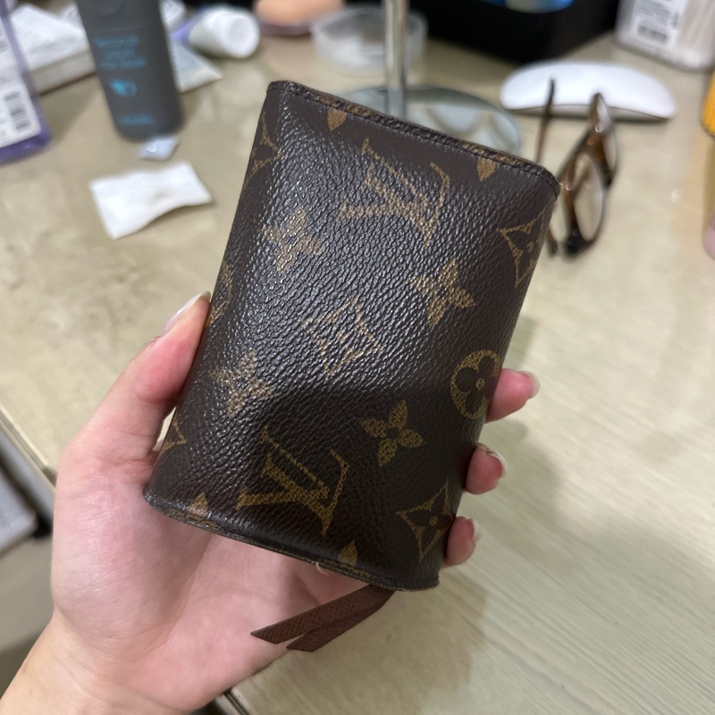 LV女用三折短夾-6