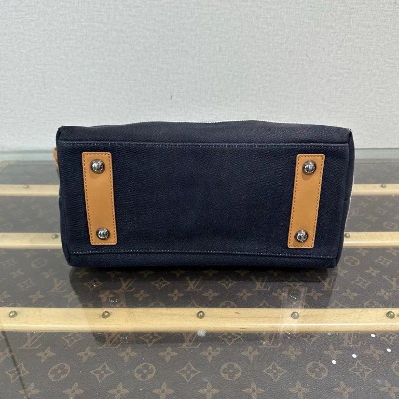 CHANEL 白色條紋手提肩背沙灘包31*24*15 98新配件塵袋-3