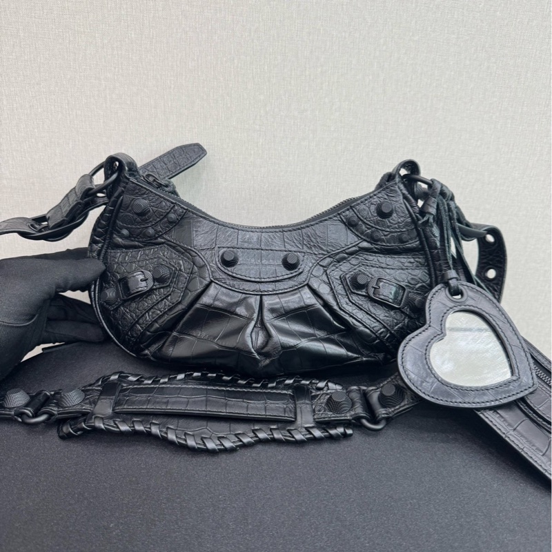 Balenciaga/巴黎世家xs鱷魚紋機車包黑色滿鉆鉚釘-0