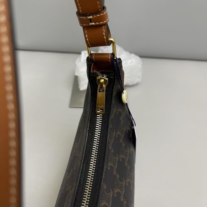 Celine賽琳Ava老花凱旋門腋下包豌豆包-2