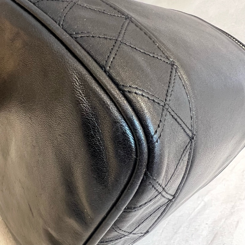 CHANEL 經典款化妝箱包-16