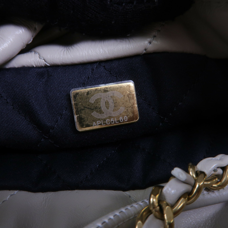 CHANEL 羊皮皮革 CHANEL Mini 22金扣肩背袋-6