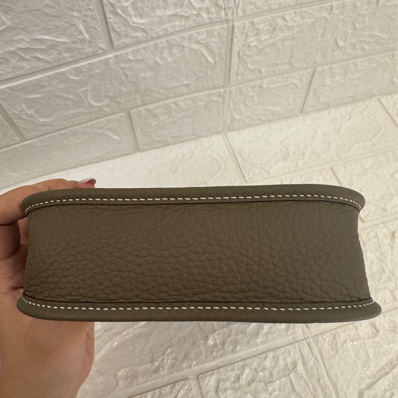 Hermes大象灰金釦mini evelyne16-5