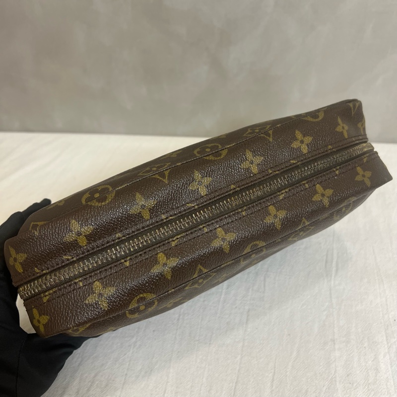 Lv 經典老花款化妝包-7