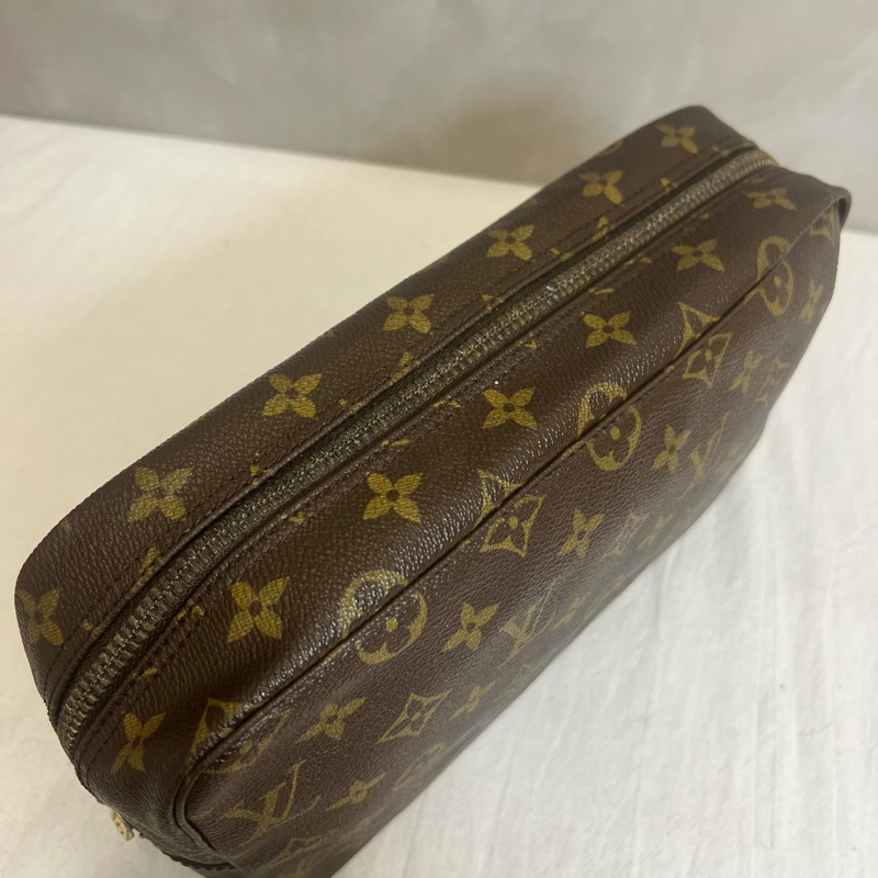 Lv 經典老花款化妝包-21
