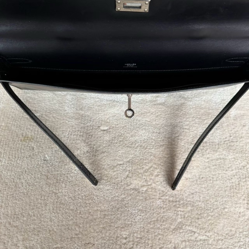 HERMES Kelly cut box皮革大容量手拿包-11