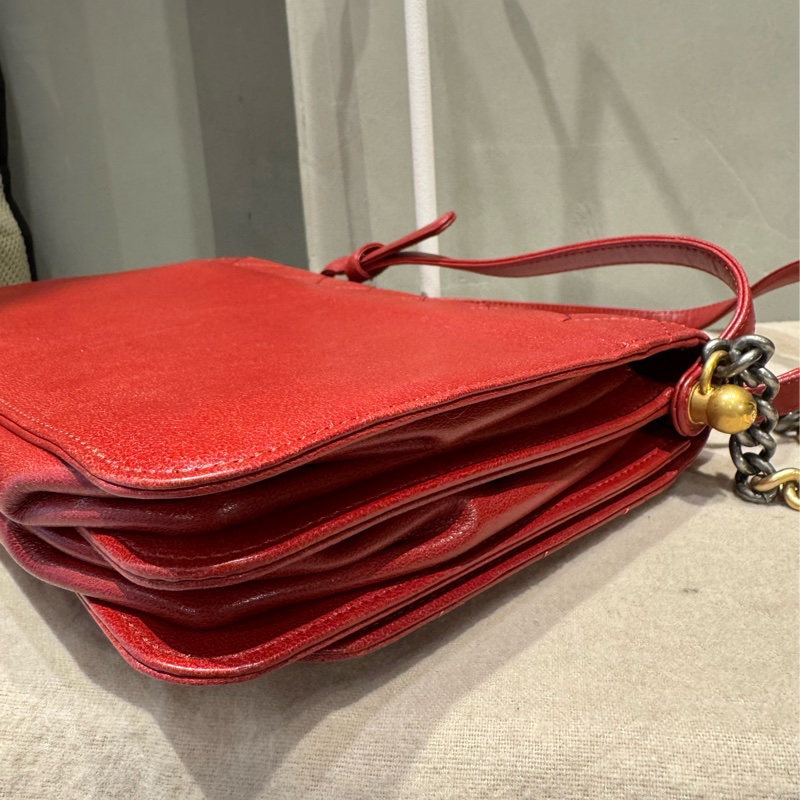 Chanel 復古紅色肩背包-10