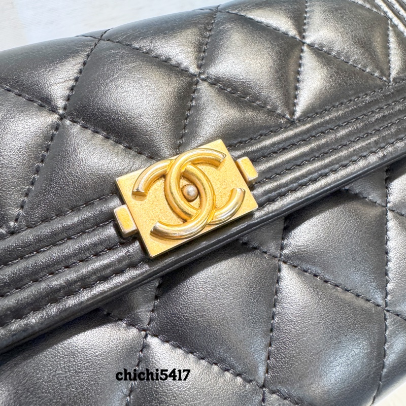 Chanel Boy 黑羊皮長夾-6