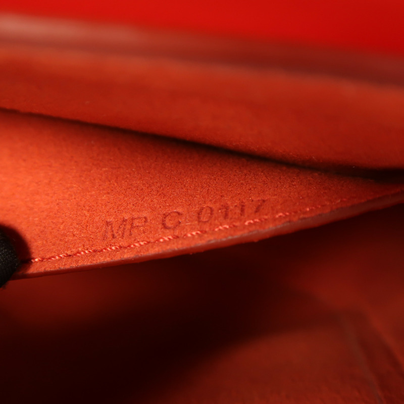 GIVENCHY 牛皮皮革Mini Nobile金扣肩背袋-7