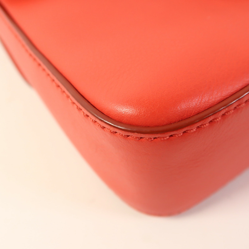 GIVENCHY 牛皮皮革Mini Nobile金扣肩背袋-11