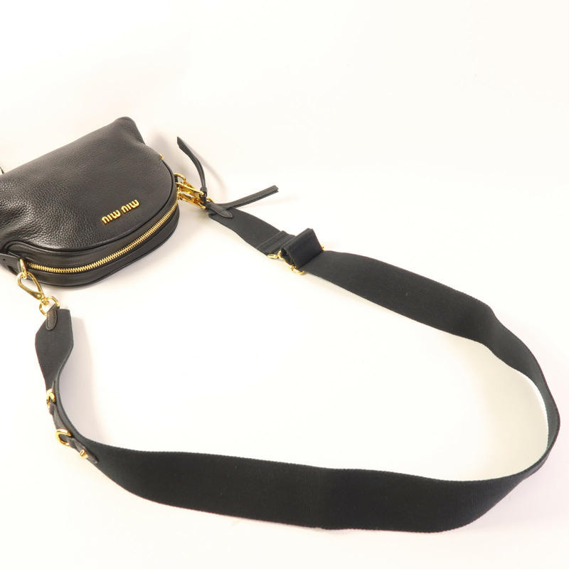 Miu Miu 牛皮皮革Shoulder Bag金扣肩背袋-4