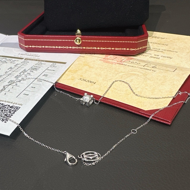 Cartier卡地亚0.7克拉牛头石钻石项链-5