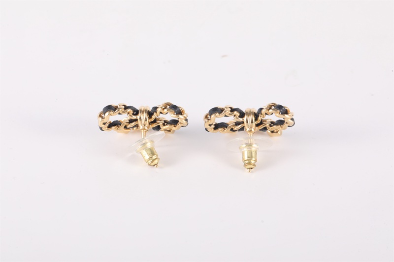 CHANEL(香奈兒) 合金 22A 大小姐 皮穿鏈 雙C吊墜 蝴蝶結耳環-1