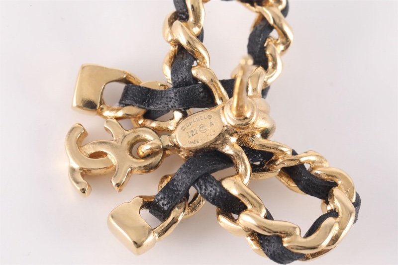 CHANEL(香奈兒) 合金 22A 大小姐 皮穿鏈 雙C吊墜 蝴蝶結耳環-4